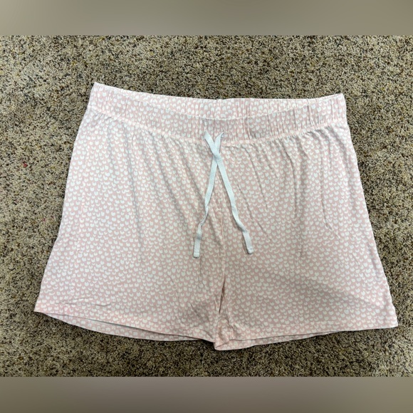 The Company Store Women’s‎ Printed Shorts - Picture 1 of 3